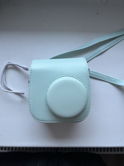 Полароїд instax mini 12, з чохлом