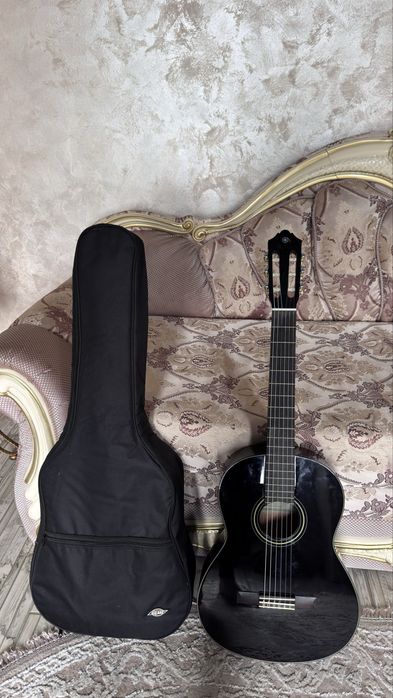 Гитара Yamaha c40 +торг