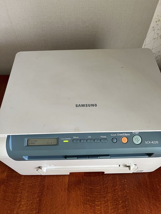 Samsung SCX-4220 принтер-сканер Б/У