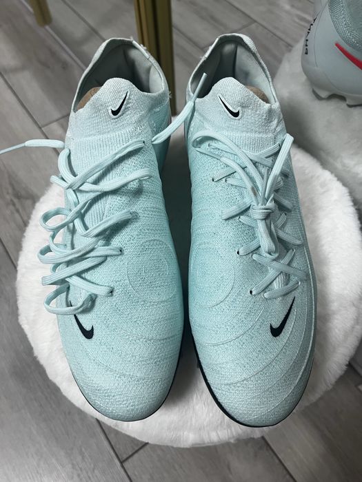 Nike performance elite