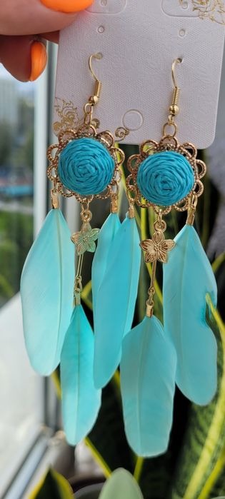 Nowe kolczyki błękitne piórka.