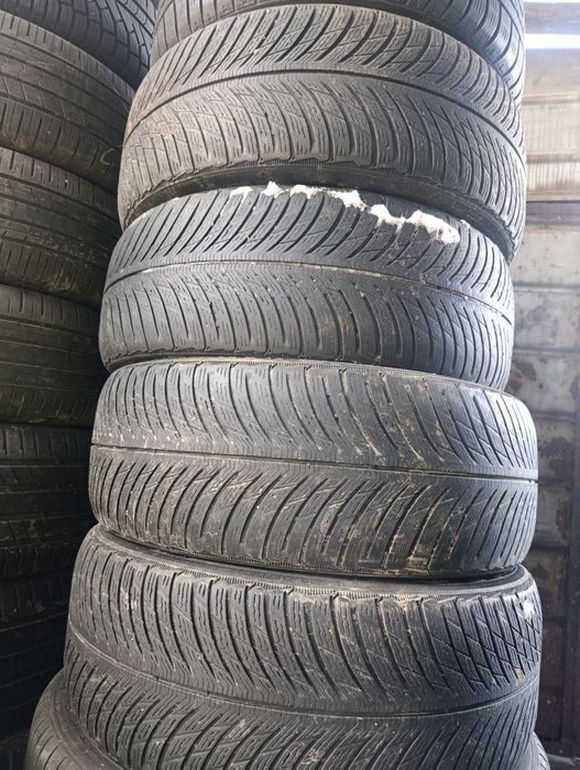 235/55/17 Michelin pilot alpin