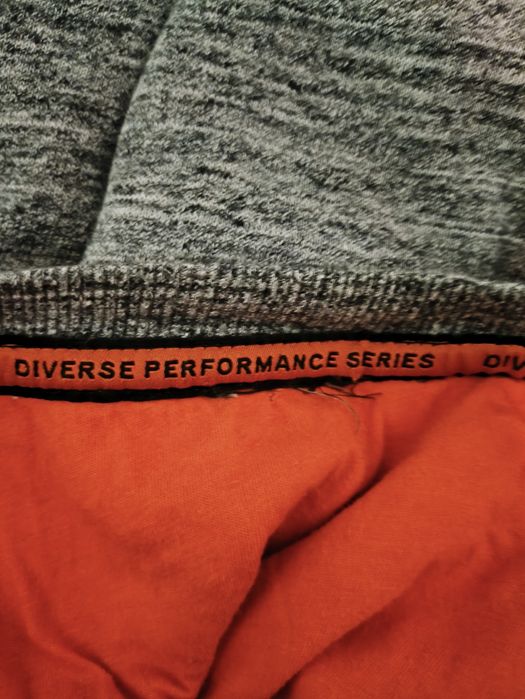 Bluza szara z Diverse