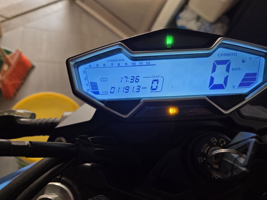 Moto Cfmoto 400NK