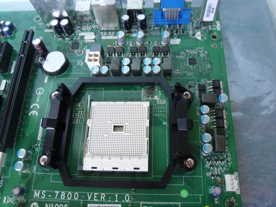 Материнская плата MSI Medion MS-7800 fm2