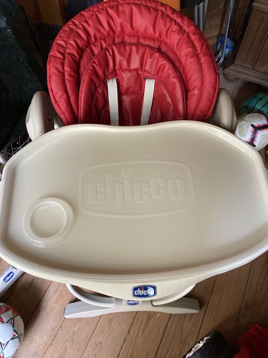 Cadeira de papa da Chicco, em muito bom estado