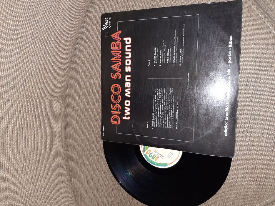 Disco de vinil em bom estado