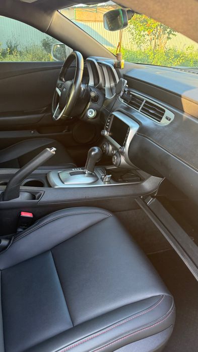 Продаю Chevrolet Camaro RS
