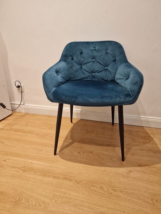 Fotele w kolorze petrol