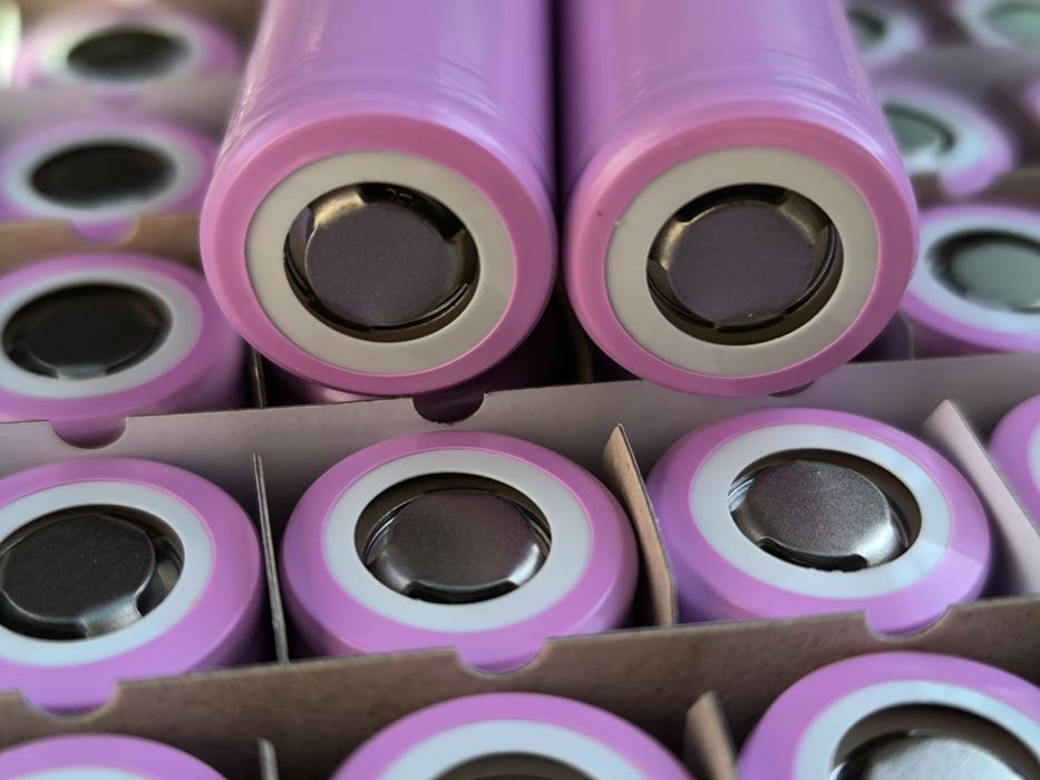 Samsung INR18650-35E, 3500 мА·год, нові, Без слідів зварювання