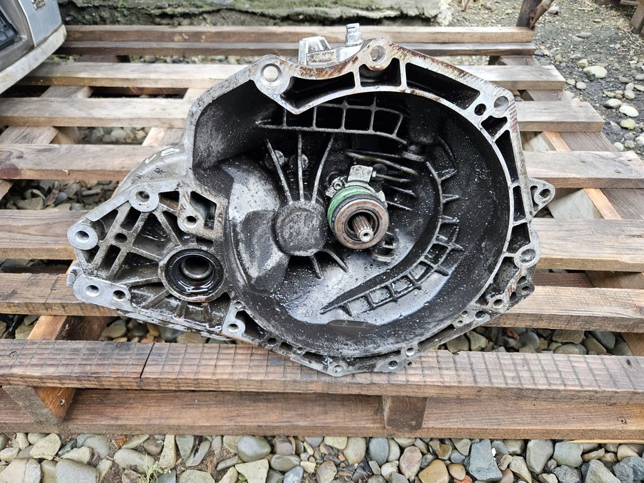 МКПП F17 Опель Вектра Астра Зафіра бензин Opel Vectra Astra 90400209