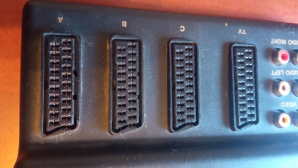 Rozdzielacz sygnału Scart