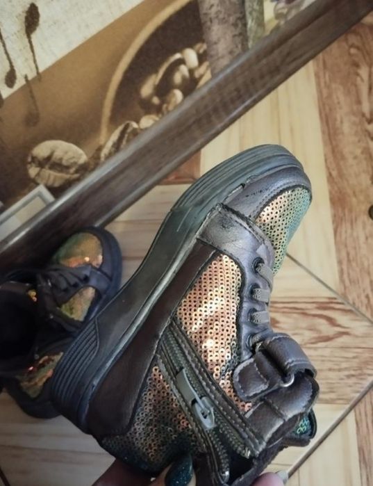 Ботіночки для дівчинки