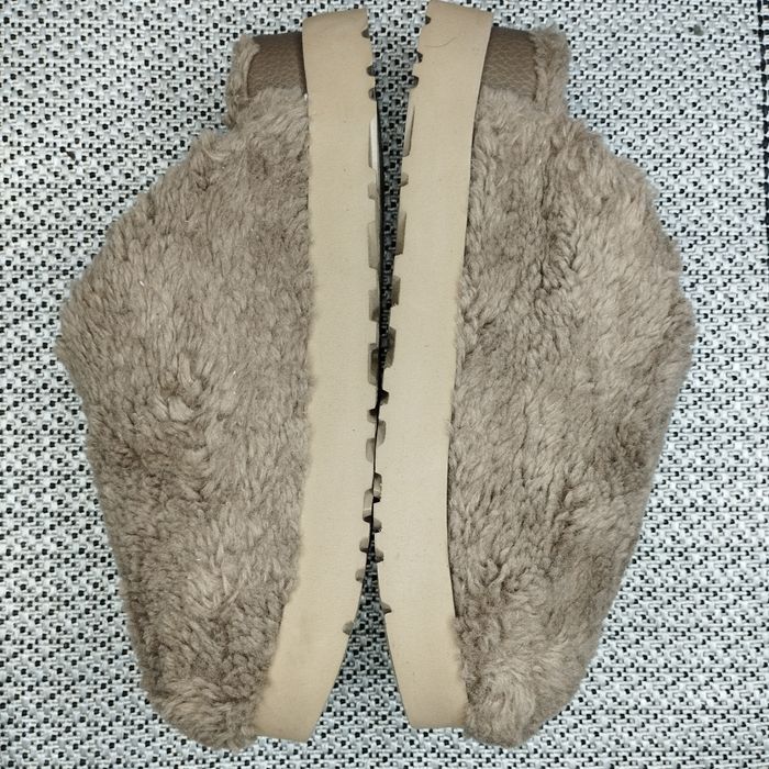 Тапки UGG Fuzz Sugar Slide