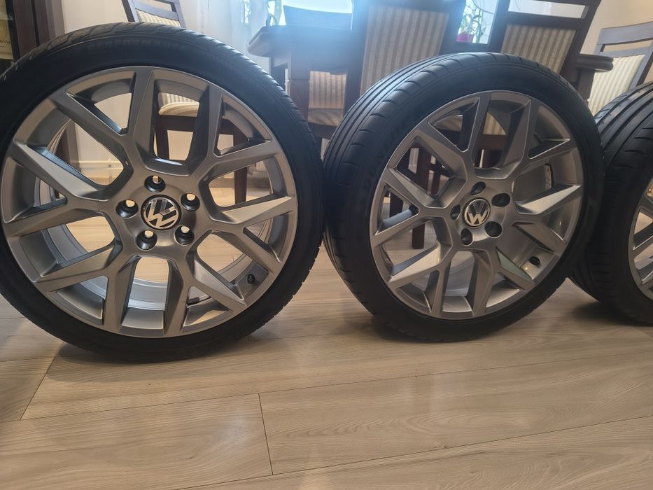 Piękny zestaw kół Golf VI GTI edition 35