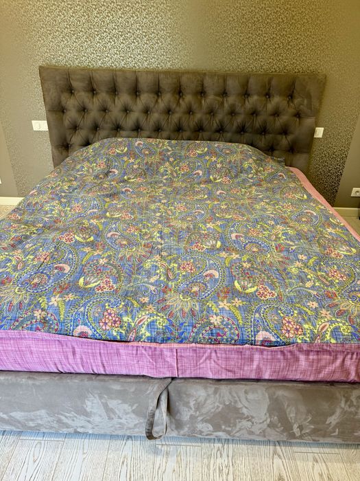 Ліжко двоспальне 200 на 220