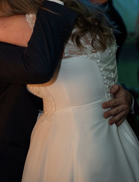 Весільна сукня ( XL-XXL) + шубка у подарунок