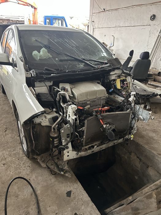 Продам нісан ліф nissan leaf після дтп 2016рік