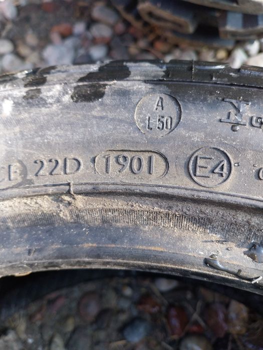 Opona Letnia Dunlop 255/40ZR18 94Y