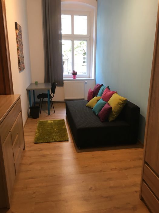 Duży Pokój 1-os Konarskiego przy Politechnika Gliwice wysoki standard