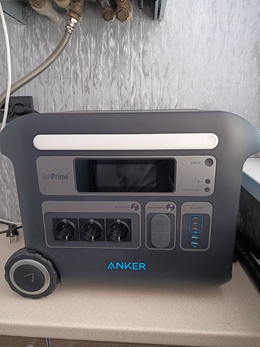Зарядна станція  Anker Solix F2000 (PowerHouse 767) 2048Wh