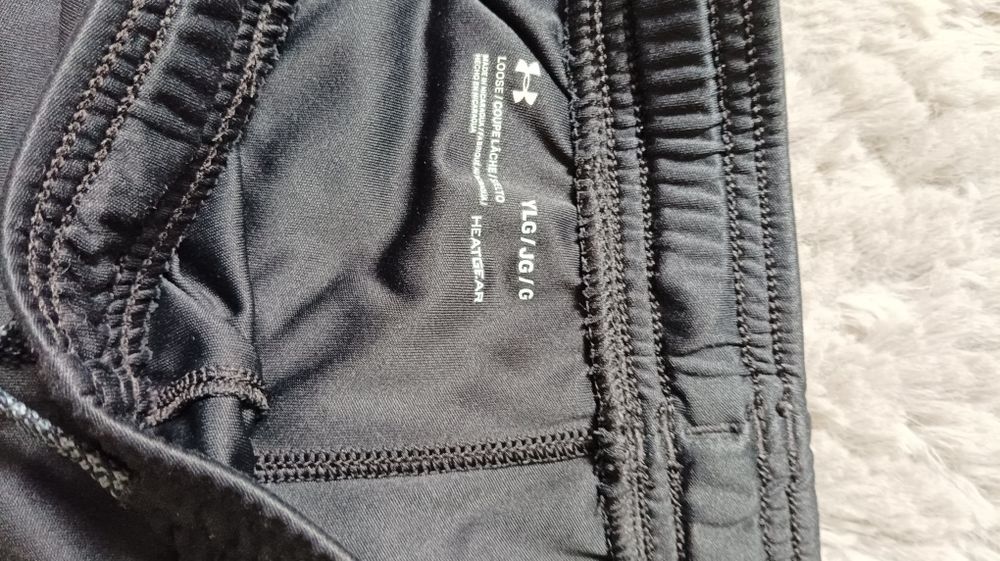 158 under armour sportowe krótkie spodenki chłopięce dla chłopca