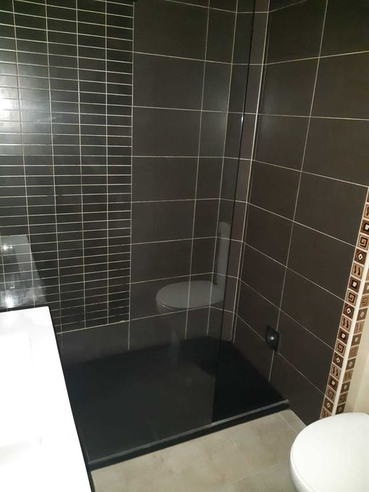 Arrendo T1 Espaçoso e remodelado em Queluz, junto PSP