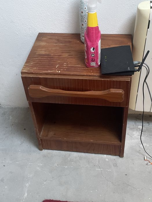 Mesa de cabeceira