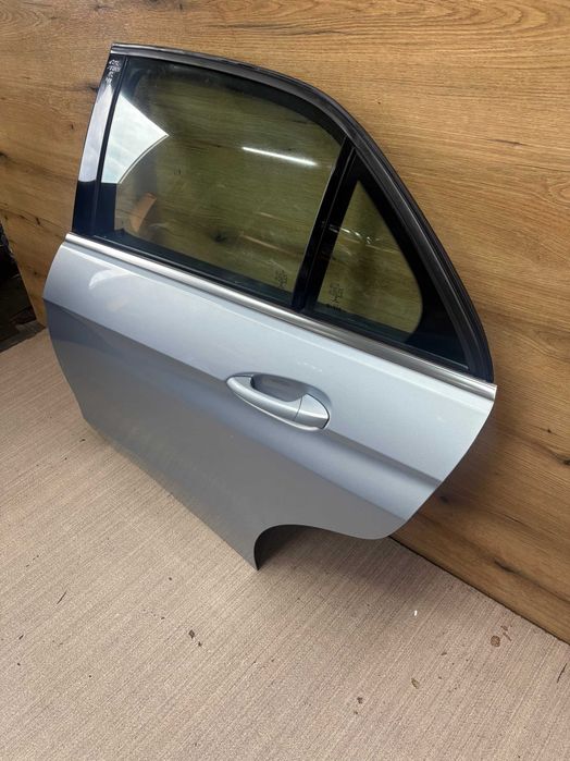 drzwi tylne lewe mercedes w212 lift sedan kolor 988
