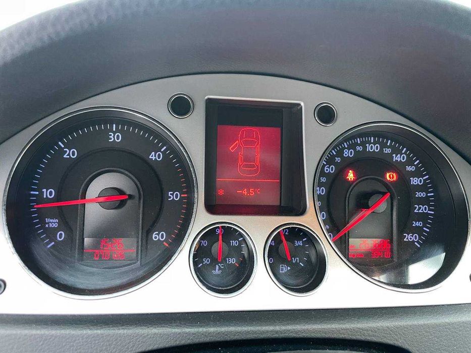 Volkswagen Passat b6 2.0 TDI 4motion/повний привід