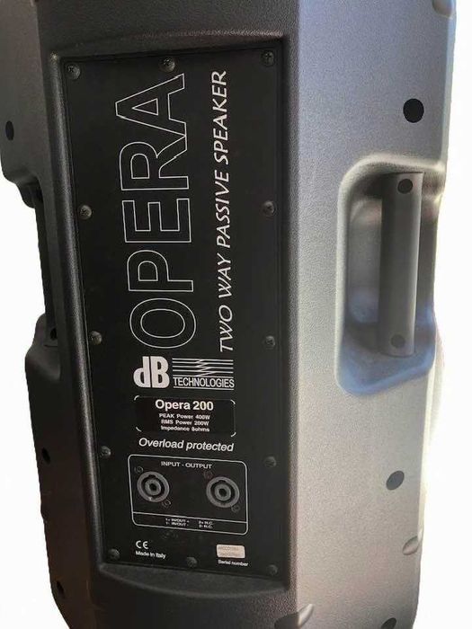 Par de colunas passivas dB MA900