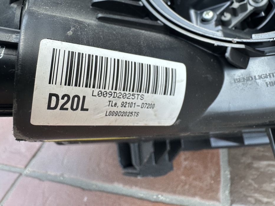 Hyundai Tucson 3 III lampa Full led lewa