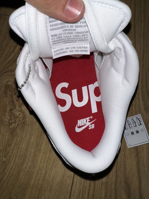 Supreme Nike sb size 42