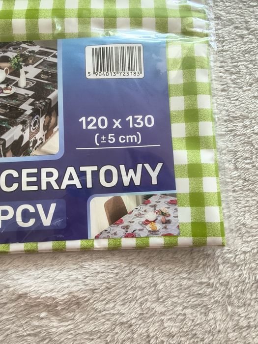 Cerata na stół, nowa