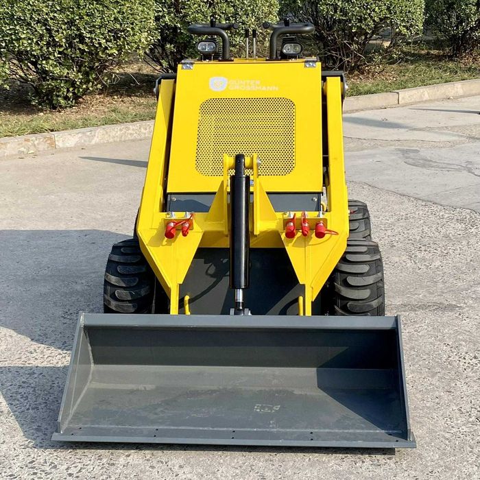 SKID LOADER Mini ładowarka Gunter Grossmann GG04