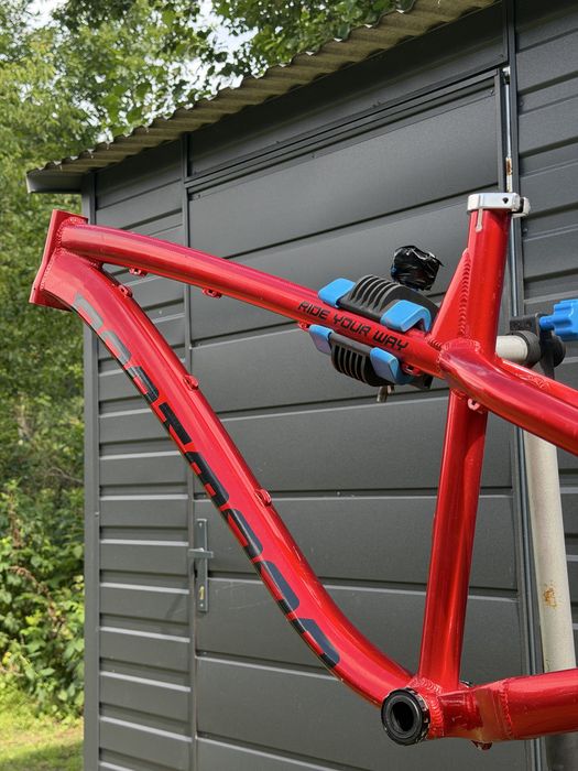 Rama dartmoor hornet red devil 27.5