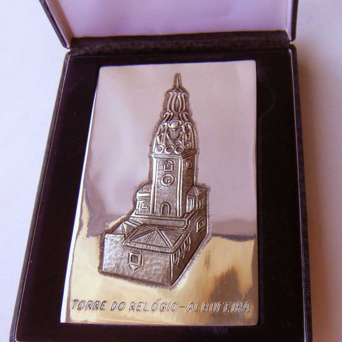 Medalha de Estanho da Torre do Relógio em Albufeira Algarve em Estojo