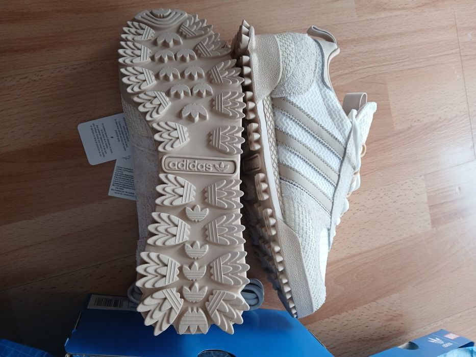 Adidas marathon marvel