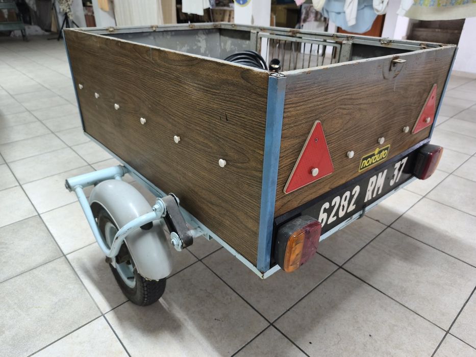 Reboque em bom estado