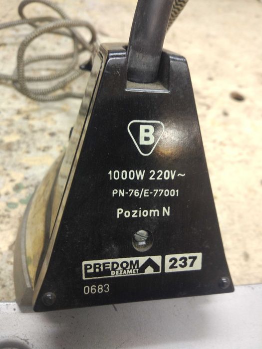 Żelazko 1000 wat Predom 237  prl