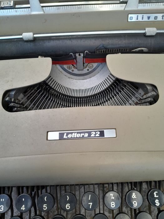 Máquina de escrever.