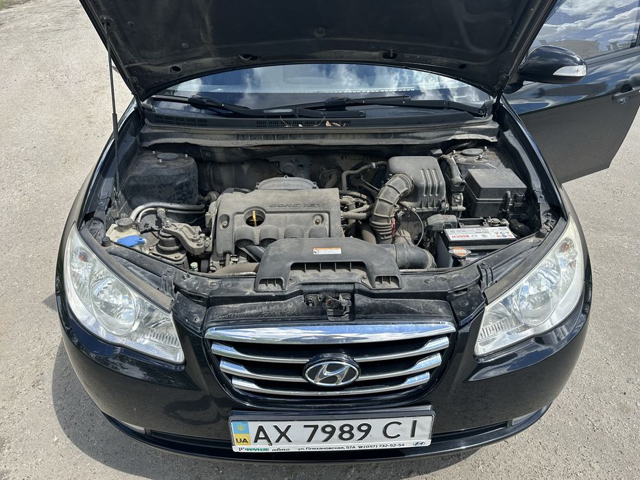 Hyundai Elantra 2010 1.6 АКПП