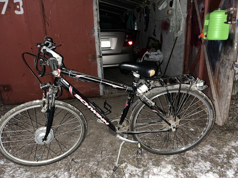 Електровелосипед Schwinn Voyageur 28" | Запас ходу 40 км | Стан 4/5
