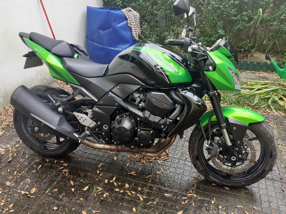 Kawazaki Z750 r semi-nova