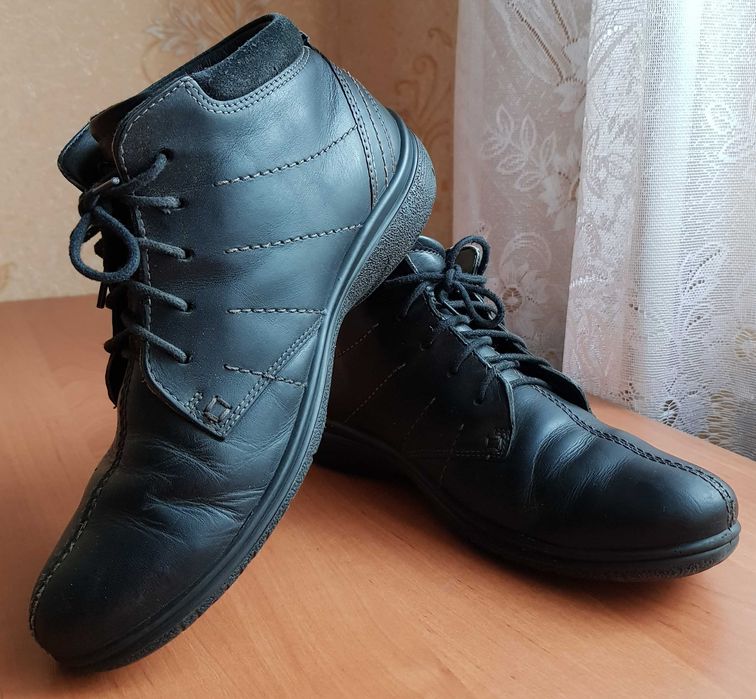 Продам жіночі шкіряні ботинки Ecco Gore-tex