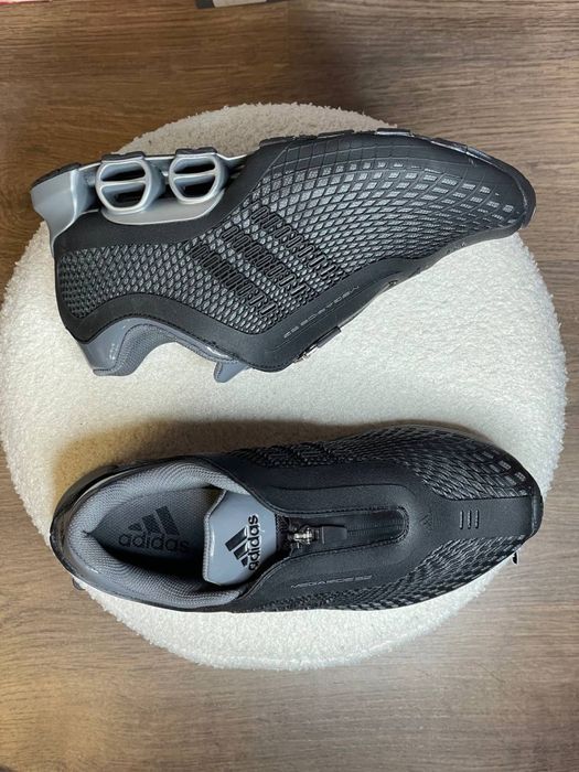 Кросівки Adidas Megaride S2. Розміри 40, 42. Оригінал.