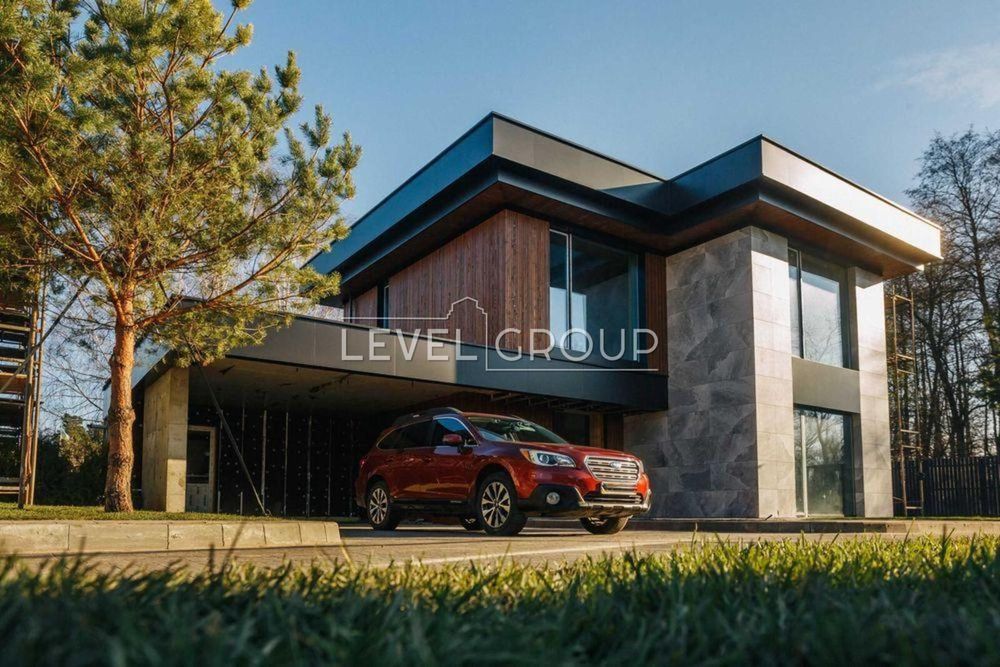 Продаж будинку у клубному містечку. Романків!