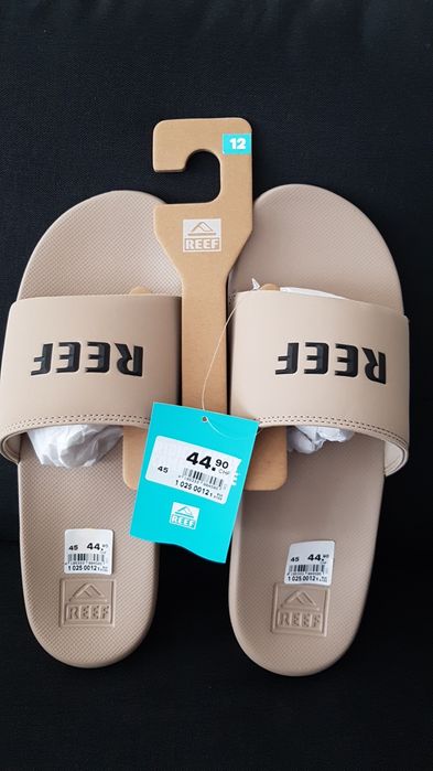 Очень легкие и мягкие шлёпанцы REEF 44,45,46р оригинал.
