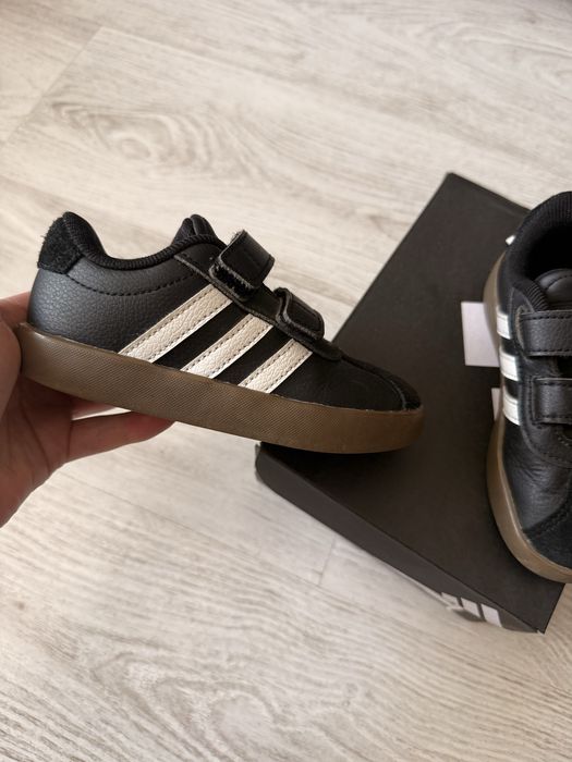 Adidas Court 3.0
