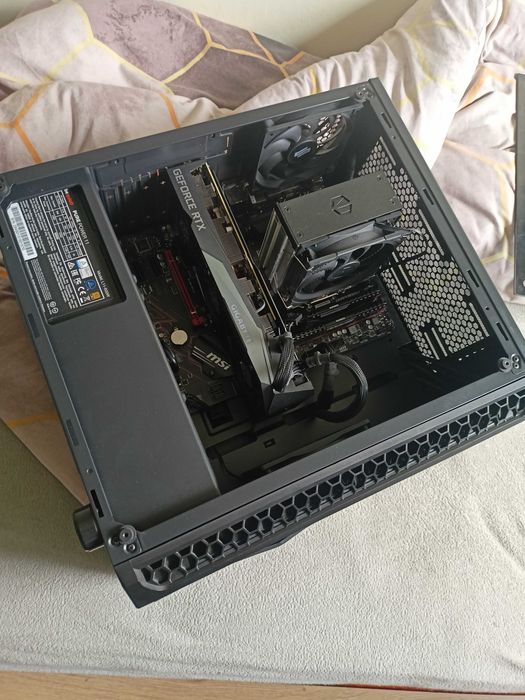 Zestaw Komputerowy Komputer stacjonarny Gamingowy AMD Ryzen 5 5600, NVIDA RTX 3060Ti, 16GB RAM DDR4, Dysk 1TB SSD NVME